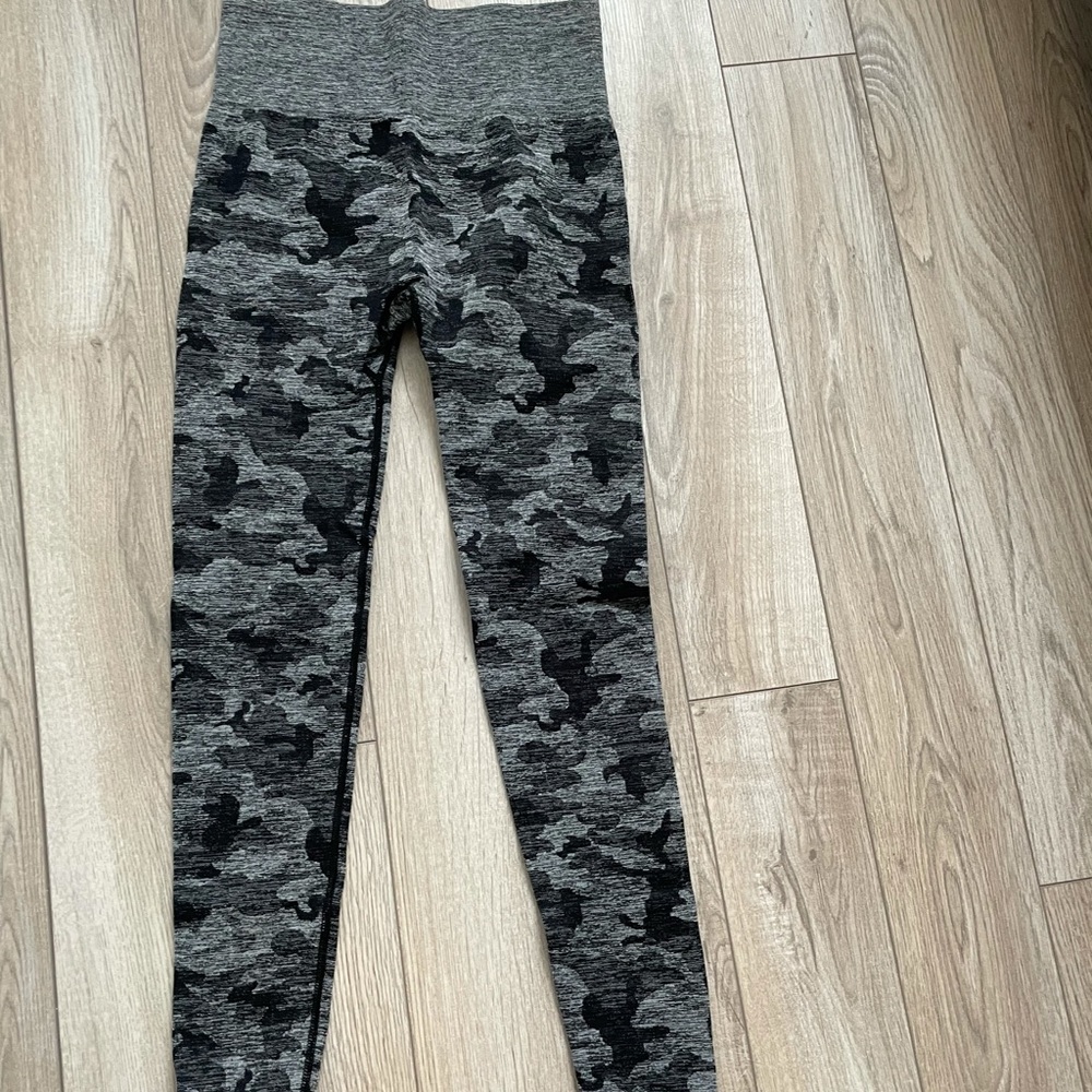 Gymshark Camo Seamless *dupes*